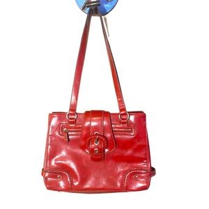 Red leather bag purse w buckle & organizer pockets